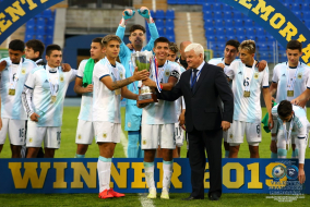 <a href="/hb.bizmrg.com/st.granatkin.com/albums/62/5d04e650d5ed7_1920.jpg" target="_blank">Скачать оригинал</a>