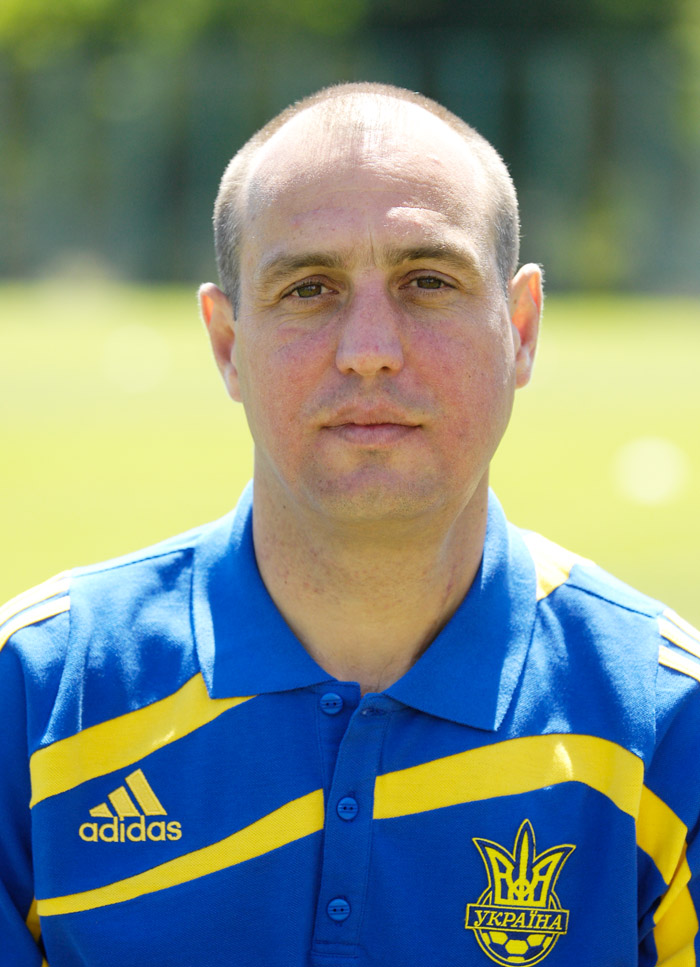 UKR coach