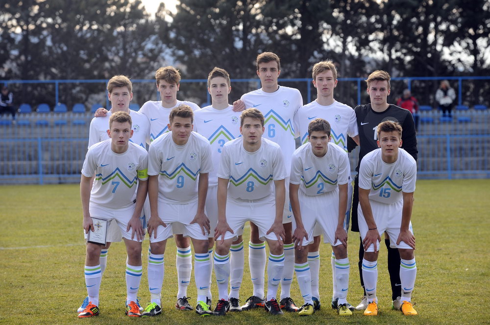 National team (Players born in 1996) SVN team